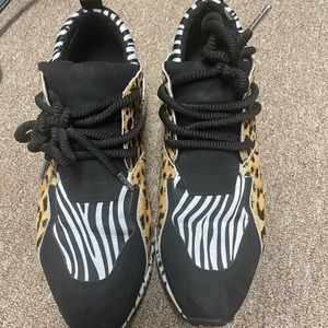 Steve Madden sneakers!
